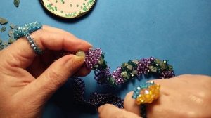 Как расшить узкое колье ,камень нефрит #бисероплетение .