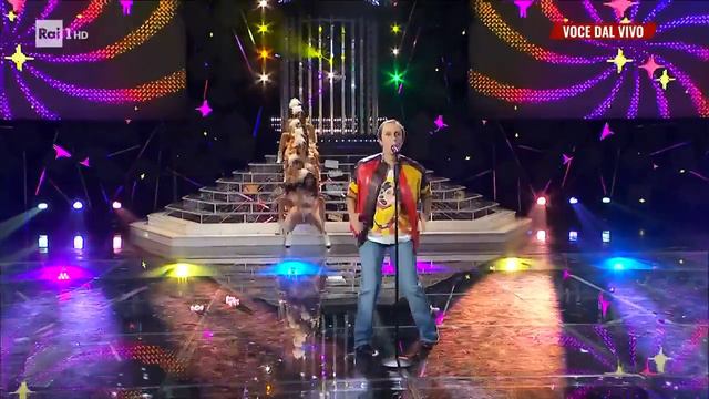 Valentina Persia - Pippo Franco canta "Chi' chi' chi' co' co' co'" - Tale e Quale Show 04/11/2022 смотреть онлайн