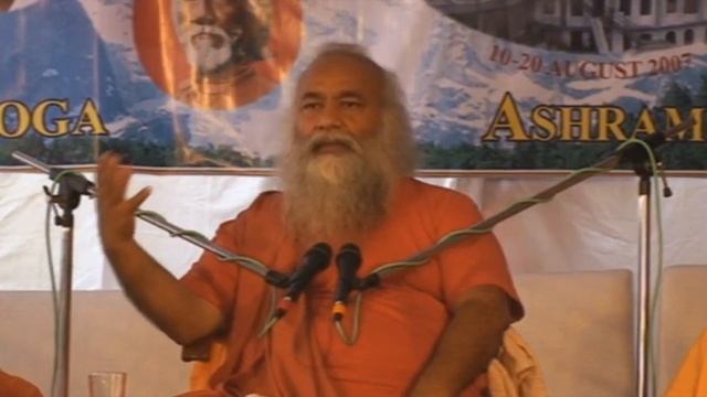 Свами Шанкарананда Гири, 2007 год, лекция часть 1 смотреть онлайн