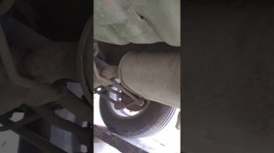 Рычащий звук от глушителя Киа Спектра