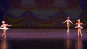 МГХУ им. Л.М. Лавровского. Па де труа из балета "Щелкунчик".