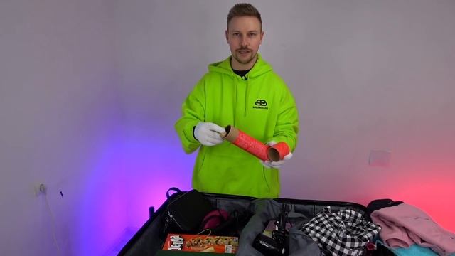 КУПИЛ ЧЕМОДАНЫ У ПОТРОШИТЕЛЕЙ с аэропорта смотреть онлайн