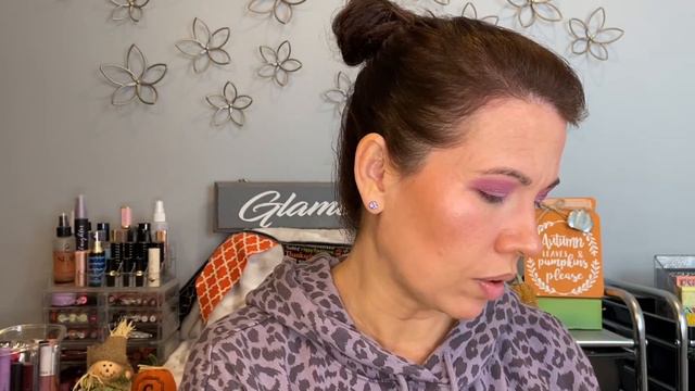 Palette #4 of 17 Unused Palettes In My Collection | Colourpop Bambi Flower | Lost Cats & Granny Hai смотреть онлайн