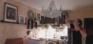 чем мыть хрустальную люстру