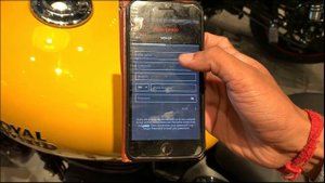 Royal Enfield Meteor 350 -Navigation | How to Connect & How it Works ? With IOS & Android Both