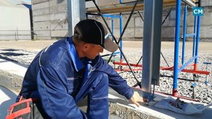 Монтаж каркаса ЛСТК. ч.12. Формирование проёмов. Монтаж связей и прогонов.