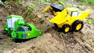 Машинки на детской площадке - Ролли провалился в яму.mp4 смотреть онлайн
