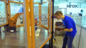 Обучение направлению "Техническая эксплуатация и обслуживание роботизированного производства"