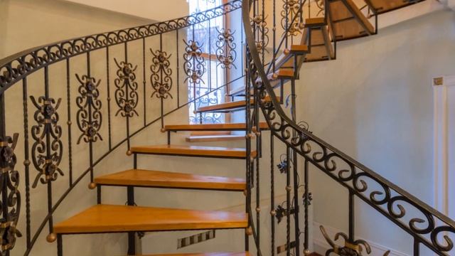 Ландшафтный участок 30 соток с двумя домами 850 м2 смотреть онлайн