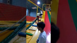 Г. Майкоп.Детская площадка ''АНАНАС''.