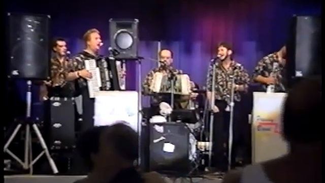 Freddy K - Wildwood 1994 - I Play Music On My Squeezebox. смотреть онлайн