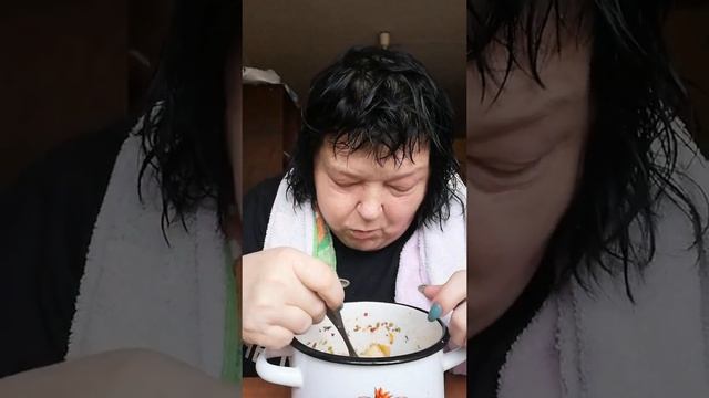 ВЛОГ! Мукбанг перекус. общага. Жилетово. 30.10.2021 смотреть онлайн