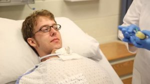 Тренажер по уходу за трахеостомой (надеваемый)