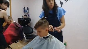 МЕНЯ ПОБРИЛИ? НАЛЫСО?VLOG
