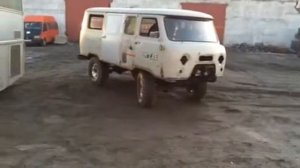 Пробный выез буханки с мотором мерседес