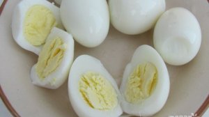 Печень трески с яйцом