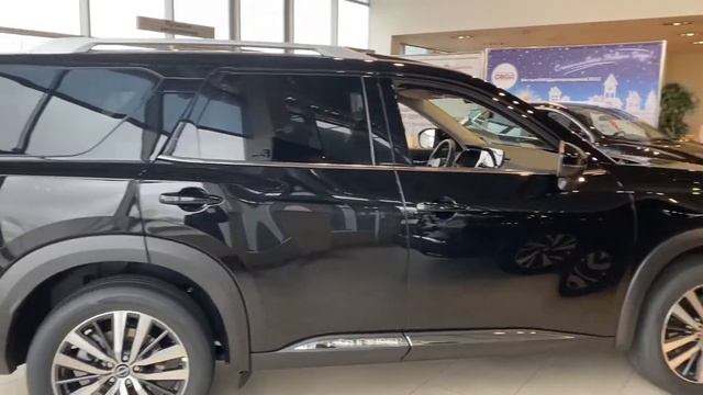 Nissan Pathfinder - модель 2022г., Ниссан-Овод, 23 февраля 2022 г. смотреть онлайн