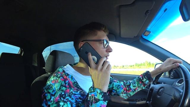 КАМУШЕК В БОТИНОК | ПРАНК НАД ДРУГОМ смотреть онлайн