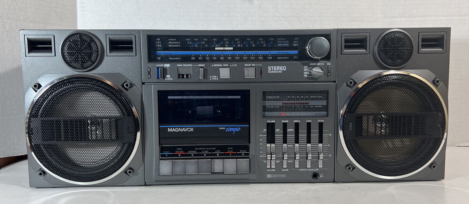 Магнитола Magnavox D8543 Power Player Пространственная стереокассета Boombox коротковолновая-СИНГАПУ