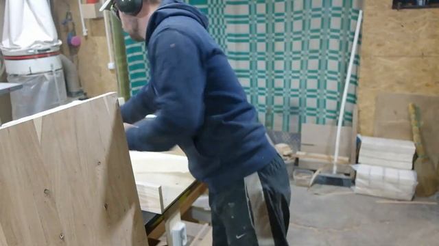 Тумба под телевизор. Часть 1. смотреть онлайн