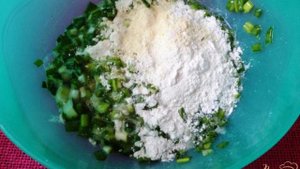 Оладушки из зеленого лука