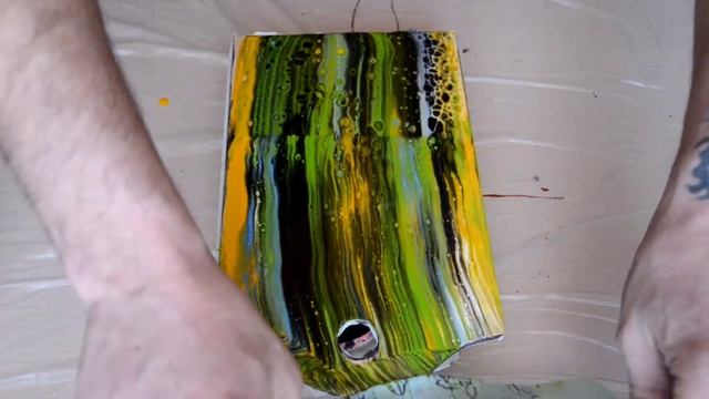 Ещё одна разделочная досочка в технике флюид арт. смотреть онлайн