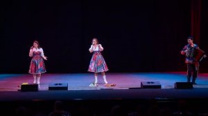 "Выйду на улицу, гляну на село" - ансамбль Калина.