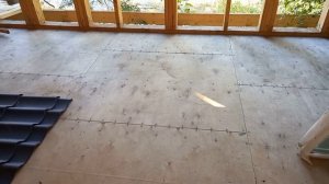 Черновые полы по деревянным лагам.