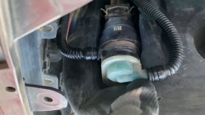 Решение проблемы подачи воды с омывательного бачка Opel Astra H