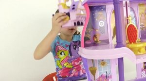 Замок принцессы Селестии. Игрушки Май Литл Пони.