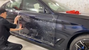 Оклейка полиуретановой антигравийной пленкой.