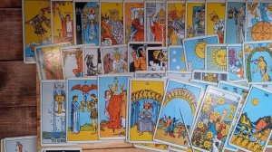 Для начинающих .Разбор структуры колоды Таро Уэйта.