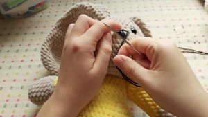 Как вышить мордочку зайцу? Как я оформляю мордочки зайцам по МК М. Григоревской? Подробный МК