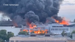 Удар ракет Х-101 по складам в Одессе 16 июля.mp4