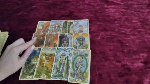 ЧТО ОН ХОЧЕТ ВАМ СКАЗАТЬ, НО МОЛЧИТ? Гадание на Таро