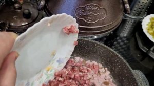 Готовим солянку из бульона курицы в Афганском казане.