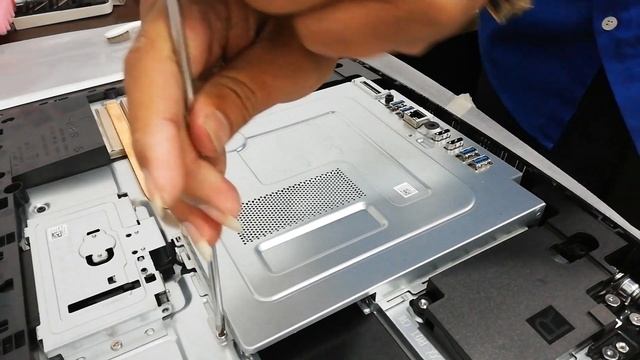 UnBoxing Dell inspiron 5410 All-in-One Ram Easy Upgrade смотреть онлайн