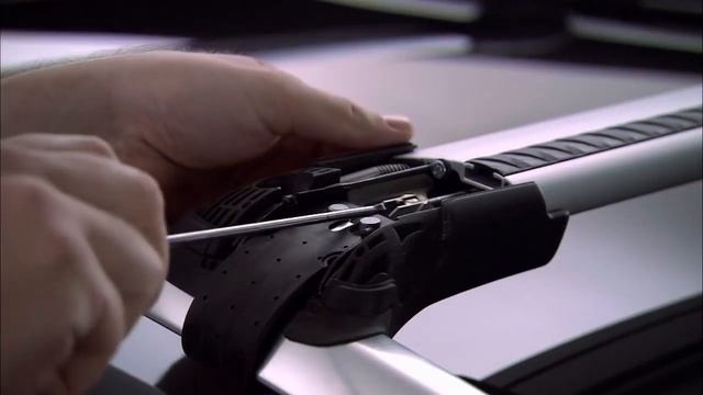 Thule WingBar Edge 958x Demonstration смотреть онлайн