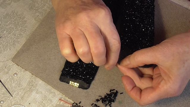 Изготовление вышитых браслетов.Браслет для выхода в театр.