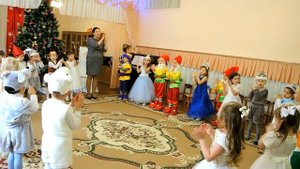 Новогодний хоровод «Раз, два, три!». Новогодний утренник