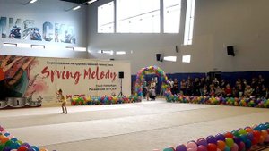 Художественная гимнастика дети, выступает Аделина Козлова