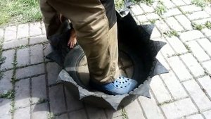 Вазоны из старых покрышек//Жизнь в деревне