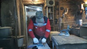 Сравниваю в работе две шлифмашинки. Вибрационная Makita BO3710 и Эксцентриковая  GRAPHITE 430Вт