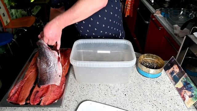 ЗАСОЛКА Вкуснейшей КРАСНОЙ РЫБЫ! Выпуск №881 смотреть онлайн