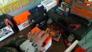 стелс викинг 600 зарядка, нормально или нет??? и про AGM аккумуляторы.