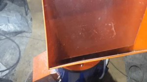 Дробилка МИ-500р измельчаем кожу спилк сетка 10 мм.mp4