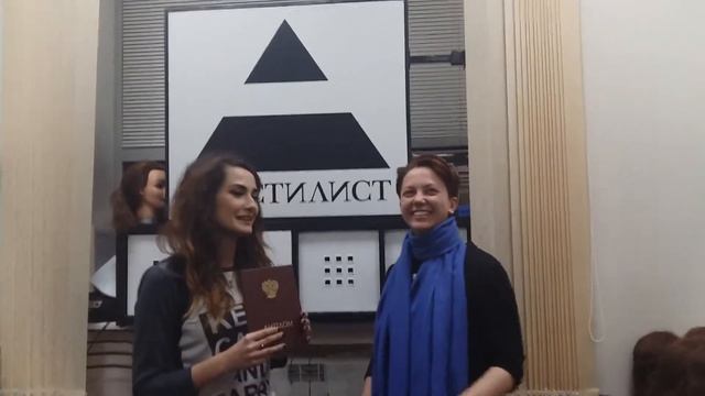 Видео Отзыв об УЦ АртСтилист смотреть онлайн