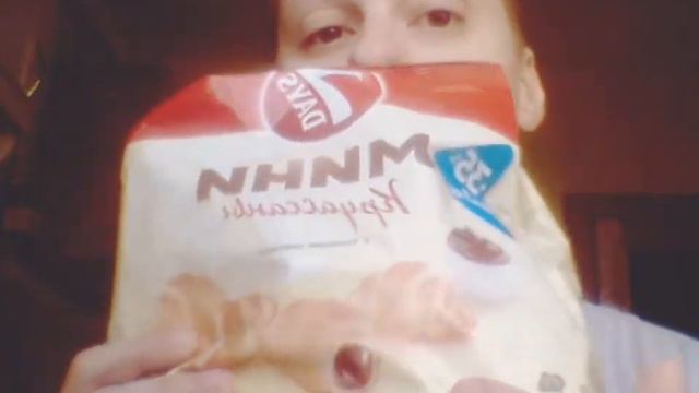 ОБЗОР НА КРУАСАН ИЗ МАГНИТА смотреть онлайн