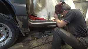 Шевроле Нива. Замена порогов, ремонт арок, восстановление дверей. Chevrolet Niva vody repair
