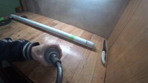 Самодельный адаптер для шприцевания подшипников из пластиковой трубы